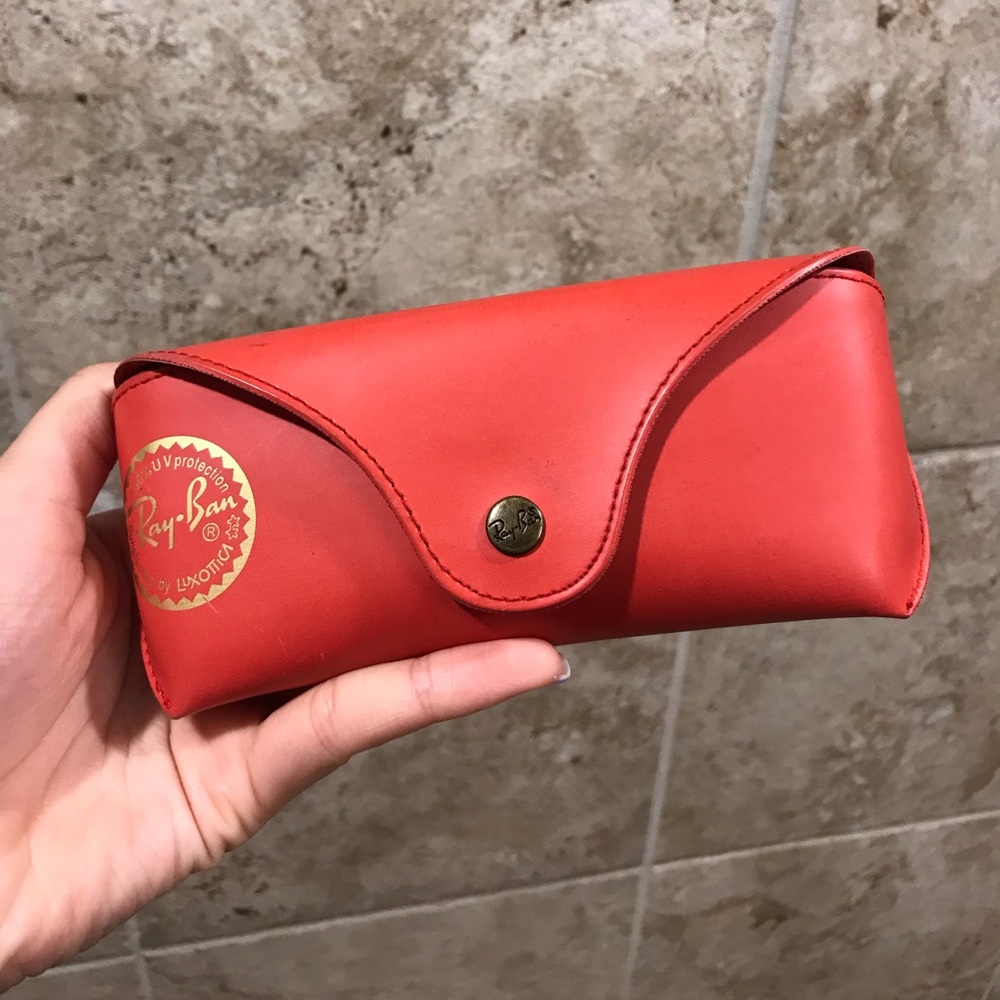 Women’s Ray Ban sunglasses